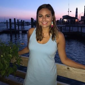 Meet your Posher, Ally